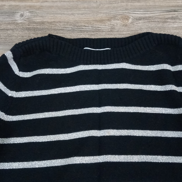 Cozy Striped Sparkly Knit Button Detail Sweater Top - Picture 5 of 12